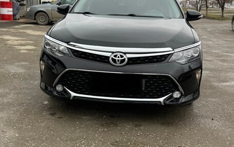 Toyota Camry, 2017 год, 1 470 000 рублей, 4 фотография