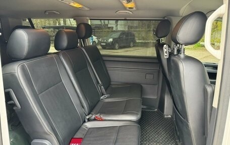 Volkswagen Caravelle T6 рестайлинг, 2018 год, 3 150 000 рублей, 9 фотография