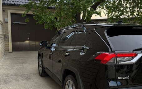 Toyota RAV4, 2021 год, 3 770 000 рублей, 7 фотография