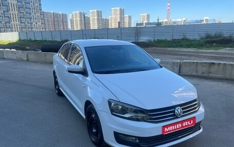 Volkswagen Polo VI (EU Market), 2015 год, 800 000 рублей, 1 фотография