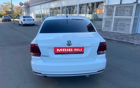 Volkswagen Polo VI (EU Market), 2015 год, 800 000 рублей, 6 фотография