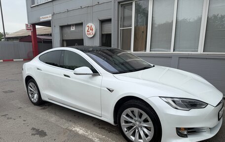 Tesla Model S I, 2017 год, 2 650 000 рублей, 2 фотография