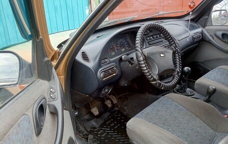 Chevrolet Niva I рестайлинг, 2005 год, 340 000 рублей, 9 фотография