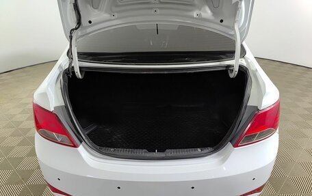 Hyundai Solaris II рестайлинг, 2014 год, 990 000 рублей, 12 фотография