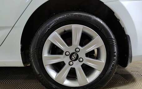 Hyundai Solaris II рестайлинг, 2014 год, 990 000 рублей, 22 фотография
