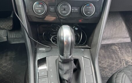 Volkswagen Tiguan II, 2018 год, 2 950 000 рублей, 5 фотография