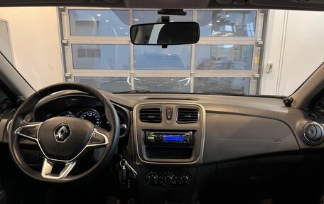 Renault Logan II, 2018 год, 875 000 рублей, 9 фотография