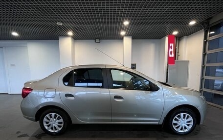 Renault Logan II, 2018 год, 875 000 рублей, 2 фотография