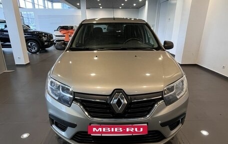 Renault Logan II, 2018 год, 875 000 рублей, 8 фотография