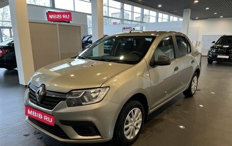 Renault Logan II, 2018 год, 875 000 рублей, 7 фотография