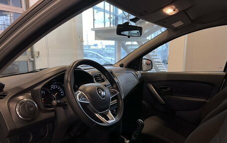 Renault Logan II, 2018 год, 875 000 рублей, 23 фотография