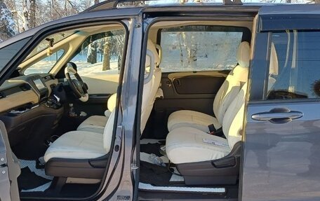 Honda Freed II, 2018 год, 2 300 000 рублей, 5 фотография