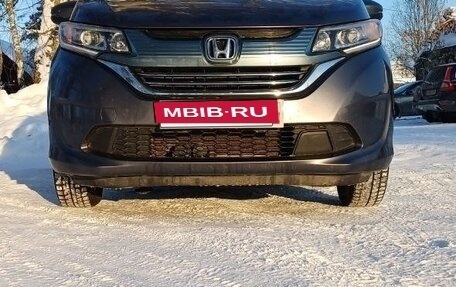 Honda Freed II, 2018 год, 2 300 000 рублей, 14 фотография
