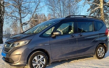 Honda Freed II, 2018 год, 2 300 000 рублей, 18 фотография