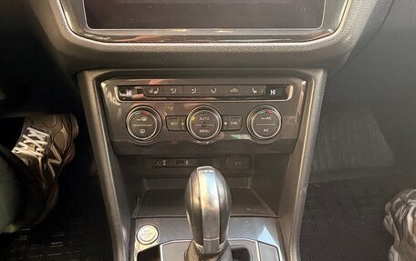 Volkswagen Tiguan II, 2017 год, 1 560 000 рублей, 6 фотография