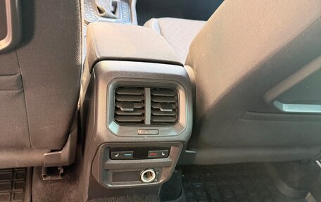 Volkswagen Tiguan II, 2017 год, 1 560 000 рублей, 10 фотография
