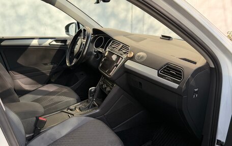 Volkswagen Tiguan II, 2017 год, 1 560 000 рублей, 13 фотография