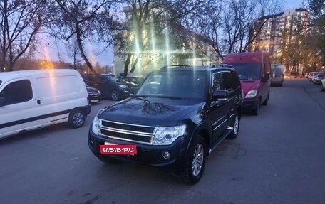 Mitsubishi Pajero IV, 2013 год, 1 850 000 рублей, 3 фотография