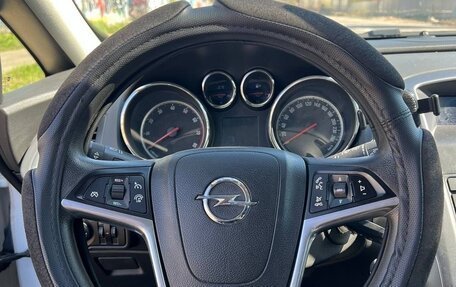 Opel Astra J, 2013 год, 850 000 рублей, 2 фотография