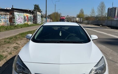 Opel Astra J, 2013 год, 850 000 рублей, 7 фотография