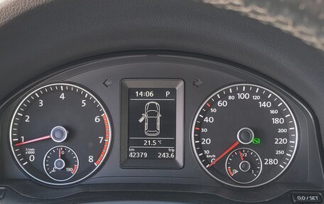 Volkswagen Scirocco III рестайлинг, 2010 год, 1 900 000 рублей, 6 фотография