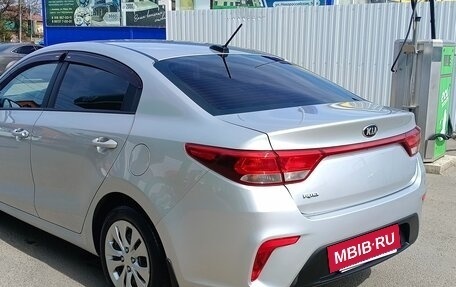 KIA Rio IV, 2017 год, 1 420 000 рублей, 6 фотография