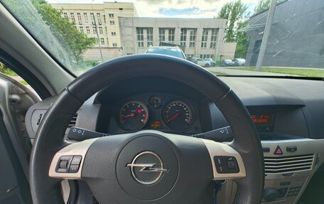 Opel Astra H, 2007 год, 400 000 рублей, 1 фотография