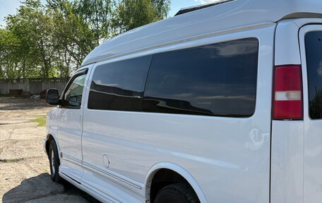 GMC Savana I, 2013 год, 2 100 000 рублей, 6 фотография
