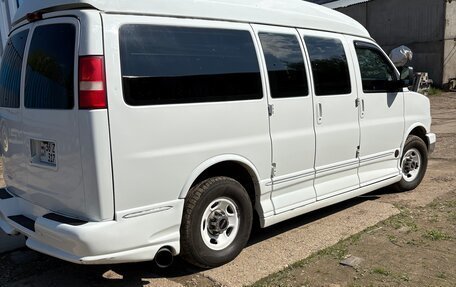 GMC Savana I, 2013 год, 2 100 000 рублей, 4 фотография