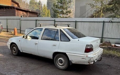 Daewoo Nexia I рестайлинг, 1996 год, 105 000 рублей, 3 фотография