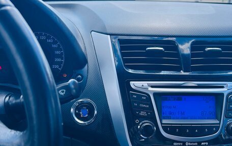 Hyundai Solaris II рестайлинг, 2013 год, 870 000 рублей, 11 фотография