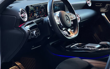Mercedes-Benz A-Класс AMG, 2020 год, 5 500 000 рублей, 11 фотография