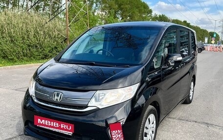 Honda Stepwgn IV, 2017 год, 1 800 000 рублей, 10 фотография