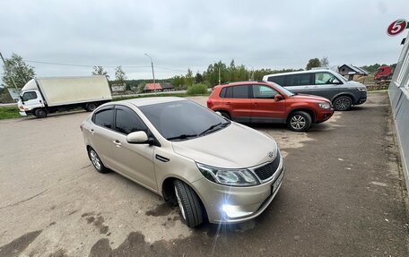 KIA Rio III рестайлинг, 2012 год, 1 100 000 рублей, 3 фотография