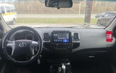 Toyota Hilux VII, 2014 год, 1 470 000 рублей, 15 фотография