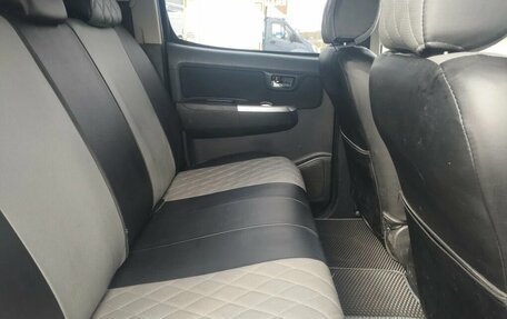 Toyota Hilux VII, 2014 год, 1 470 000 рублей, 17 фотография