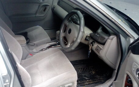 Mazda Millenia I рестайлинг, 2003 год, 175 000 рублей, 4 фотография