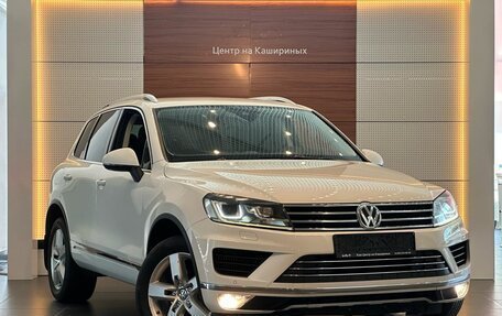 Volkswagen Touareg III, 2015 год, 3 499 000 рублей, 3 фотография