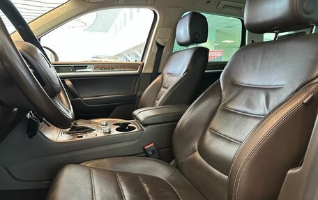 Volkswagen Touareg III, 2015 год, 3 499 000 рублей, 20 фотография