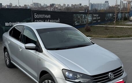 Volkswagen Polo VI (EU Market), 2015 год, 880 000 рублей, 2 фотография