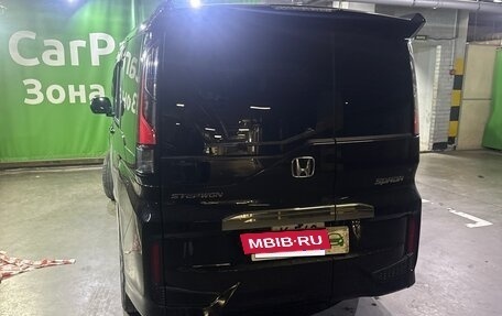 Honda Stepwgn IV, 2019 год, 2 500 000 рублей, 4 фотография