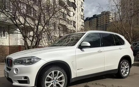 BMW X5, 2017 год, 3 200 000 рублей, 2 фотография