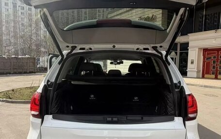 BMW X5, 2017 год, 3 200 000 рублей, 14 фотография