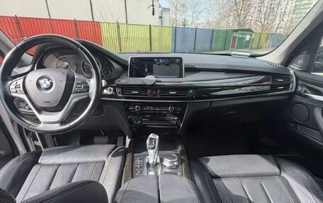 BMW X5, 2017 год, 3 200 000 рублей, 11 фотография