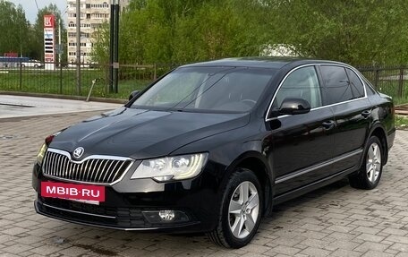 Skoda Superb III рестайлинг, 2014 год, 910 000 рублей, 2 фотография