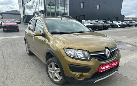 Renault Sandero II рестайлинг, 2016 год, 830 000 рублей, 5 фотография