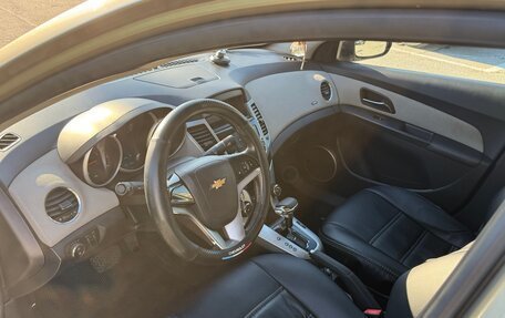 Chevrolet Cruze II, 2012 год, 710 000 рублей, 4 фотография
