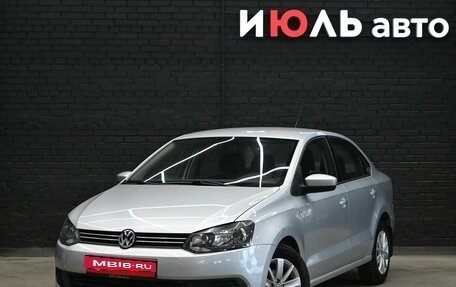 Volkswagen Polo VI (EU Market), 2012 год, 950 000 рублей, 1 фотография