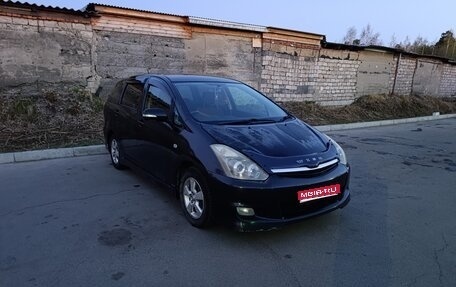 Toyota Wish II, 2005 год, 650 000 рублей, 1 фотография