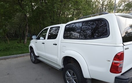 Toyota Hilux VII, 2014 год, 2 400 000 рублей, 11 фотография